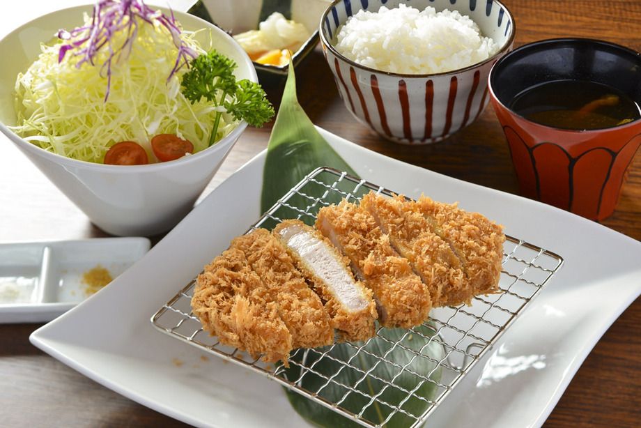 平牧金華豚ロースカツ膳