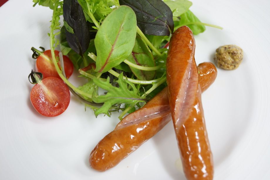 平牧三元豚あらびきソーセージ