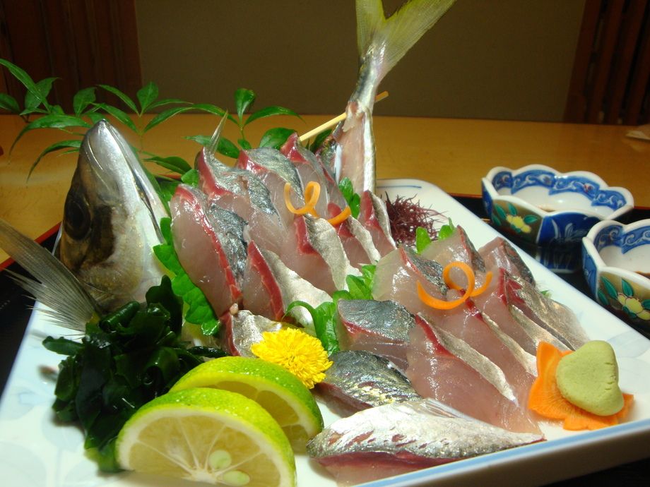 釣りアジの姿造り