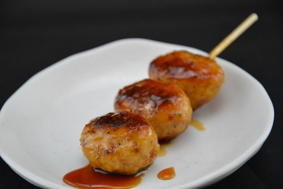 つくね（200円）