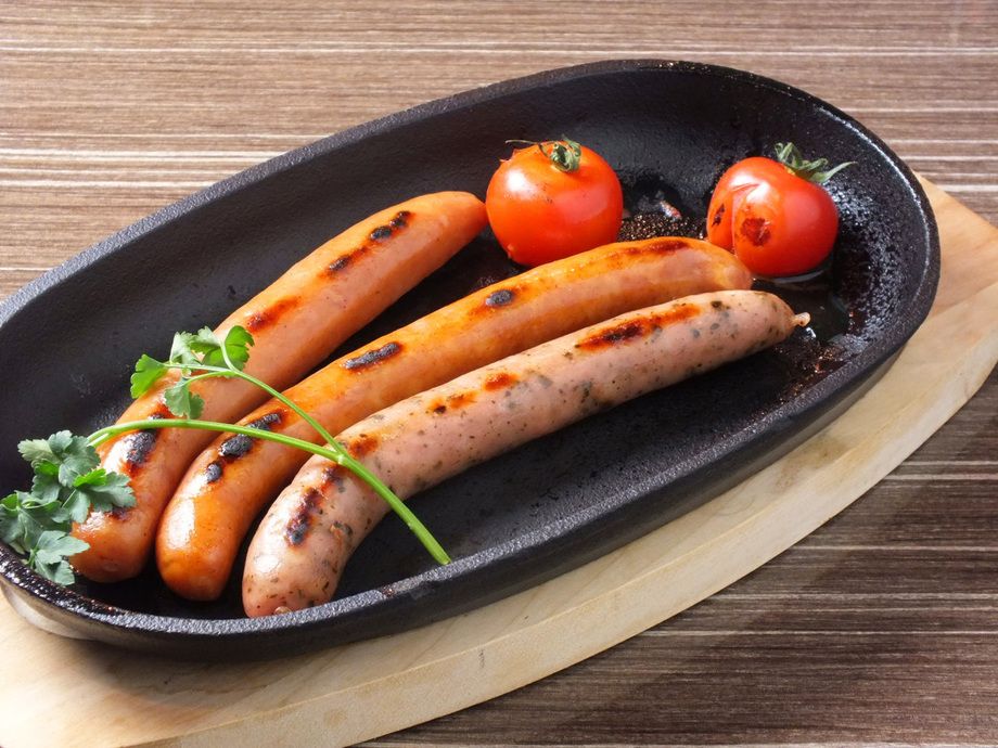 3種のソーセージグリル（¥680）