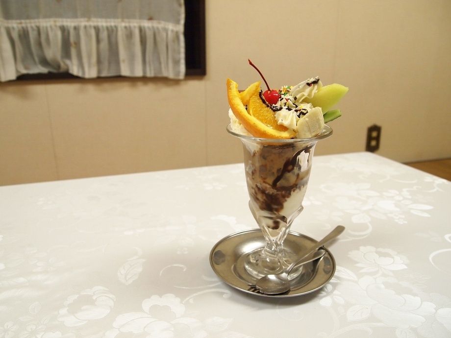 チョコレートパフェ