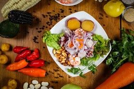 CEBICHE MIXTO 魚介のセビーチェ　