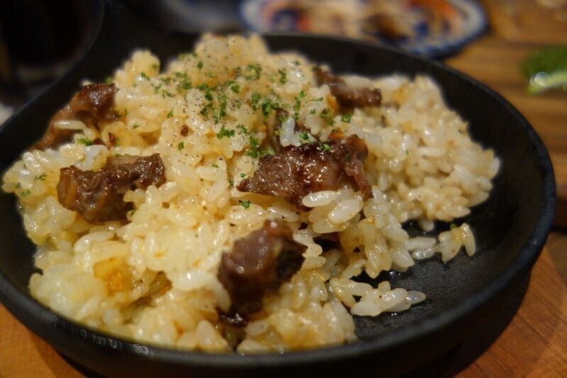 牛スジガーリックライス（880）