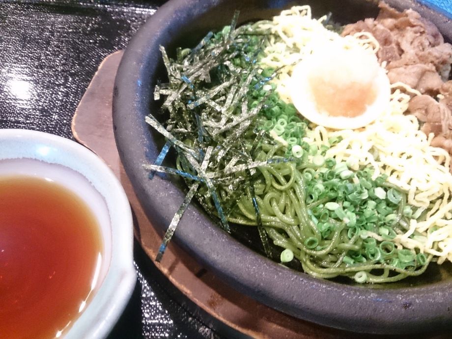 茶そばの鉄板焼き