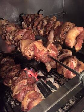 《早割り¥6,800→¥6,300》人気No1.炭焼きシュラスコ食べ放題＋飲み放題ワイド!!