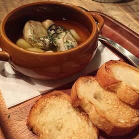 牡蠣のアヒージョ バケット付