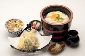 天ぷら付　釜揚げうどん