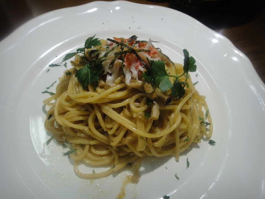 ウニとかにのクリームパスタ