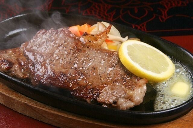 熟成牛ステーキ