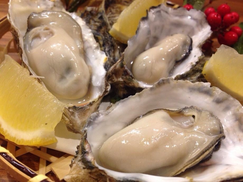 蒸し牡蠣(季節により変わります)