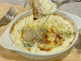 照り焼きチキンと小松菜のカマンベールドリアセット(サラダ・ドリンク付き)