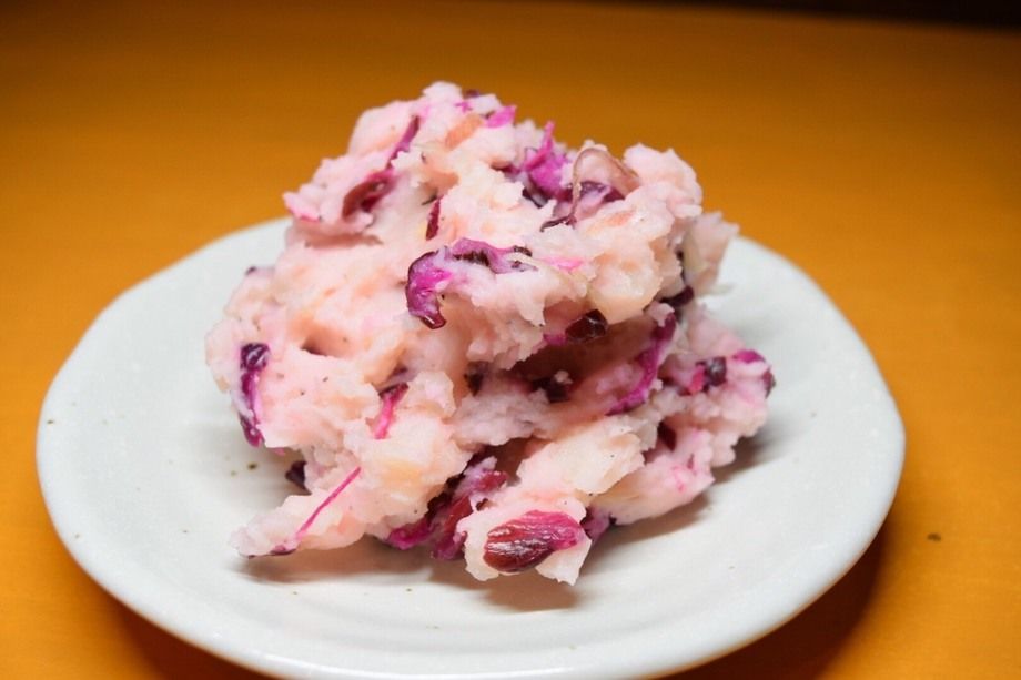 しば漬けのポテトサラダ（350円）