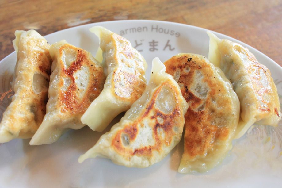 名物かどまん餃子