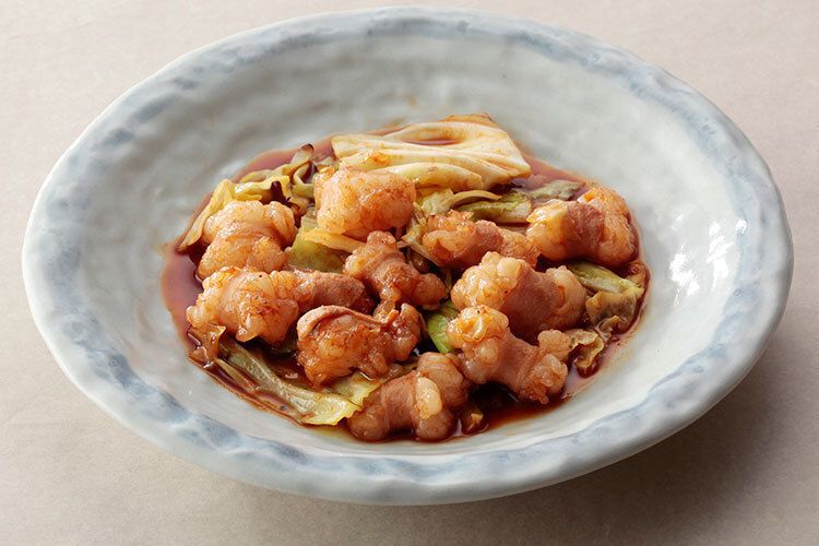 丸腸とキャベツのみそ炒め