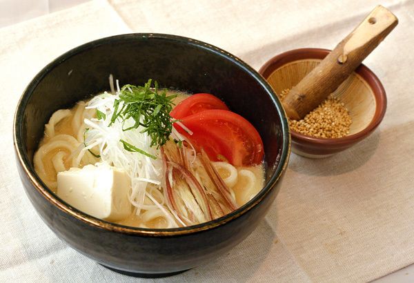 川島町名物 すったて汁うどん（560円（税抜））