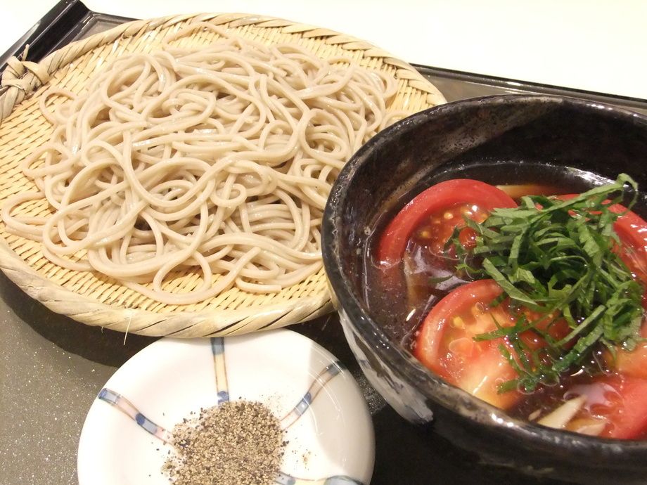 夢咲トマトと豚肉のつけ汁せいろ