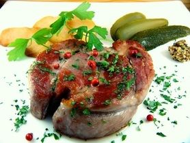 自家製イベリコ豚フレッシュハムの分厚いハムステーキ