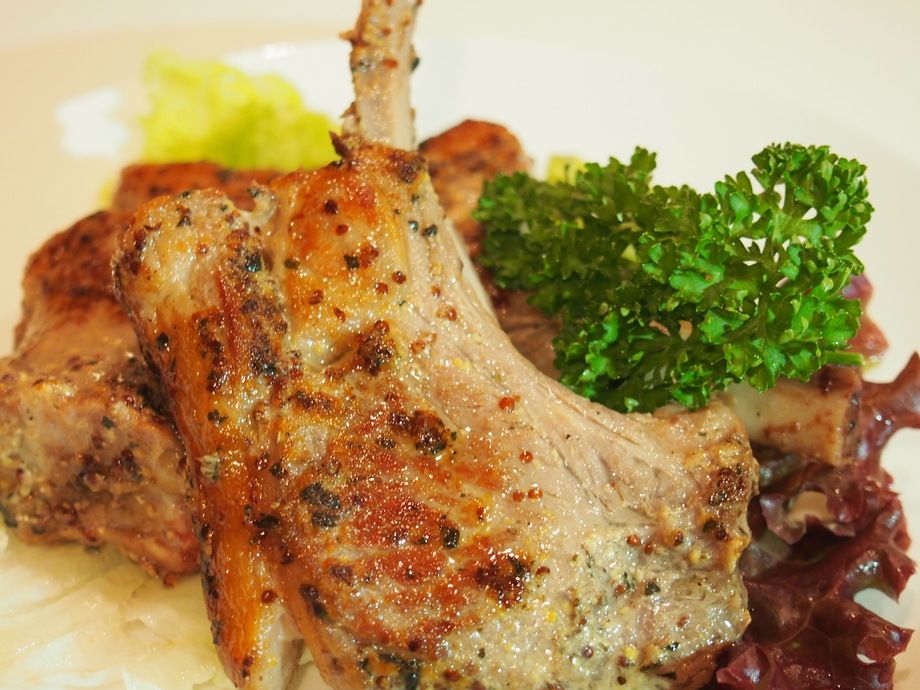 ラムチョップのグリル