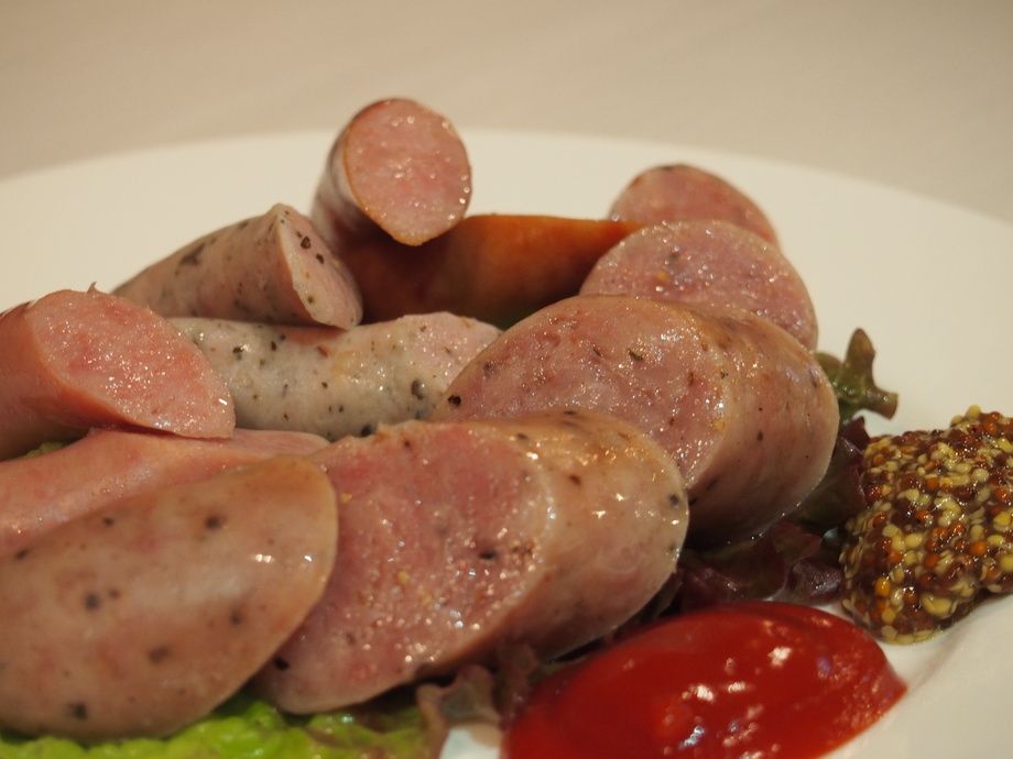 ソーセージ盛り合わせ