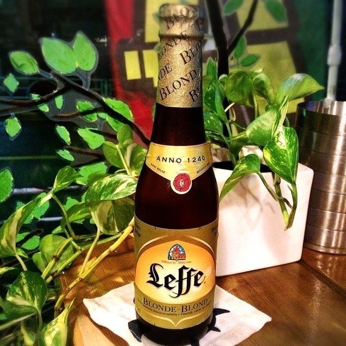 レフ・ブロンド