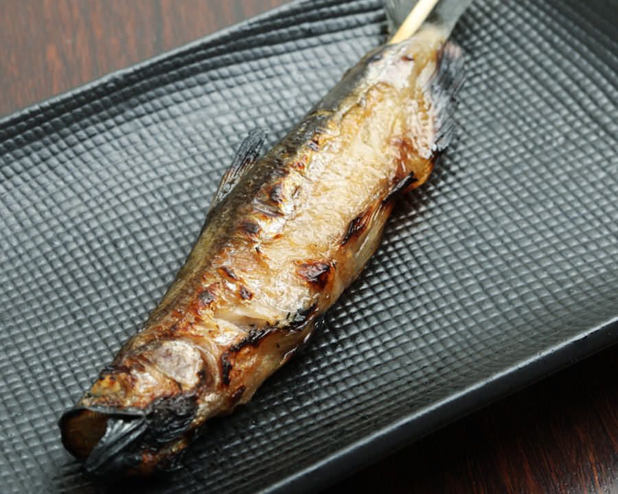 北海道産の本物のオスししゃも(串焼き)