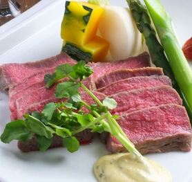 赤身肉のローストビーフ！