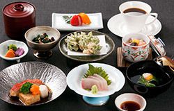 花万昼御膳（週替わり）