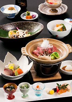 Ａ４黒毛和牛懐石