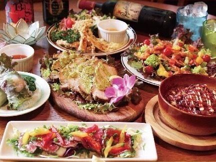 飲み放題付コース料理（7品）（¥4000）