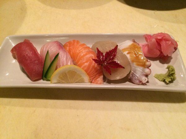 握り盛り合わせ（680）