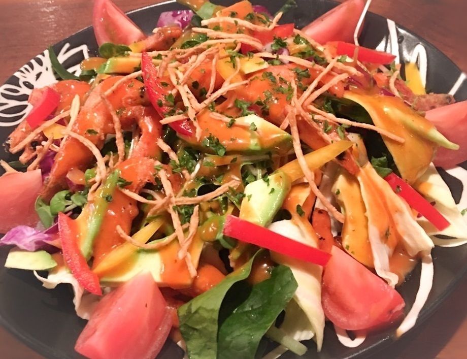 エビとアボカドのサラダ（¥780）