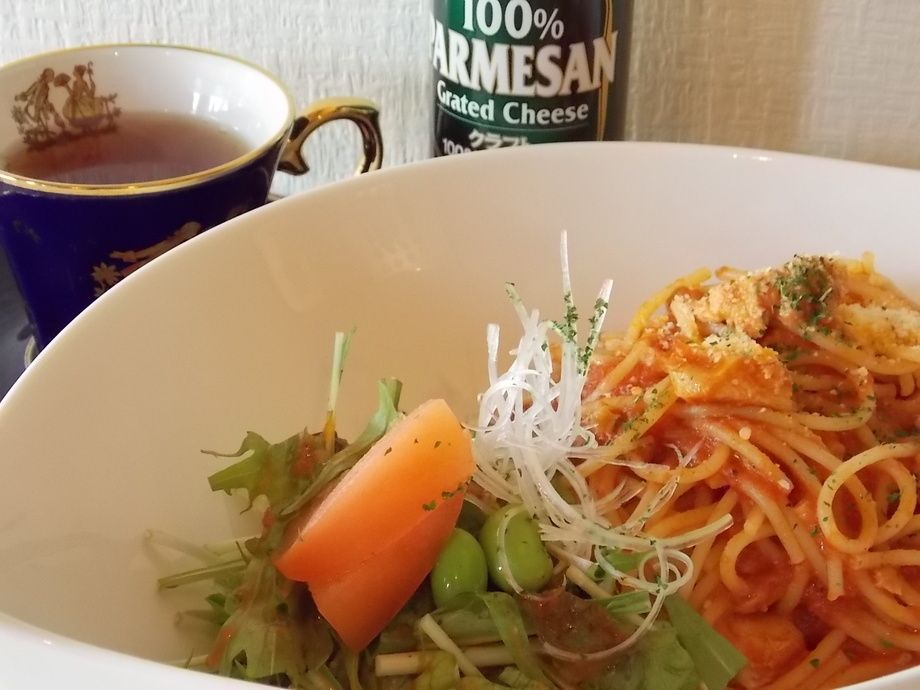 チキンアマトリチャーナ