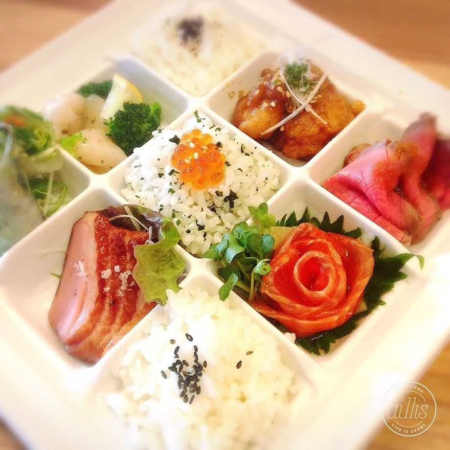 洋風懐石弁当（要予約、５個以上から承ります））