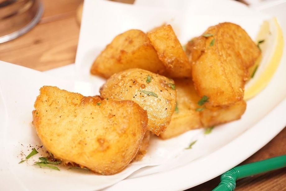 ごろごろアンチョビポテト（500円）