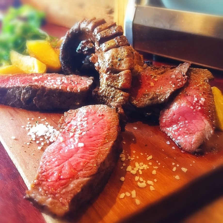 週末限定!!　A5佐賀牛＆イベリコ豚タンの炭火焼ランチコース（1,980円（税抜） /1名様）