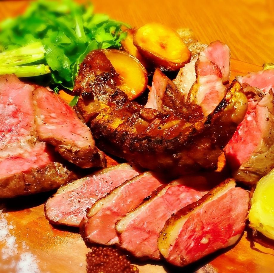 炭火焼☆5種の肉盛！贅沢4980円コース（4,980円（税抜） /1名様）