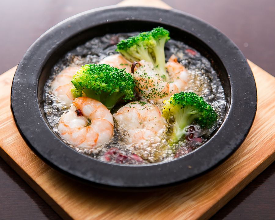 ぷりぷり海老のアヒージョ