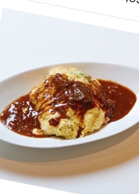 特製デミグラスソースのふわとろオムライス（¥1000）
