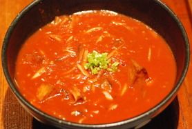 トマト酸辣湯麺
