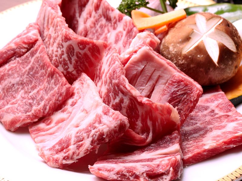 牛骨付カルビ（2,550円）