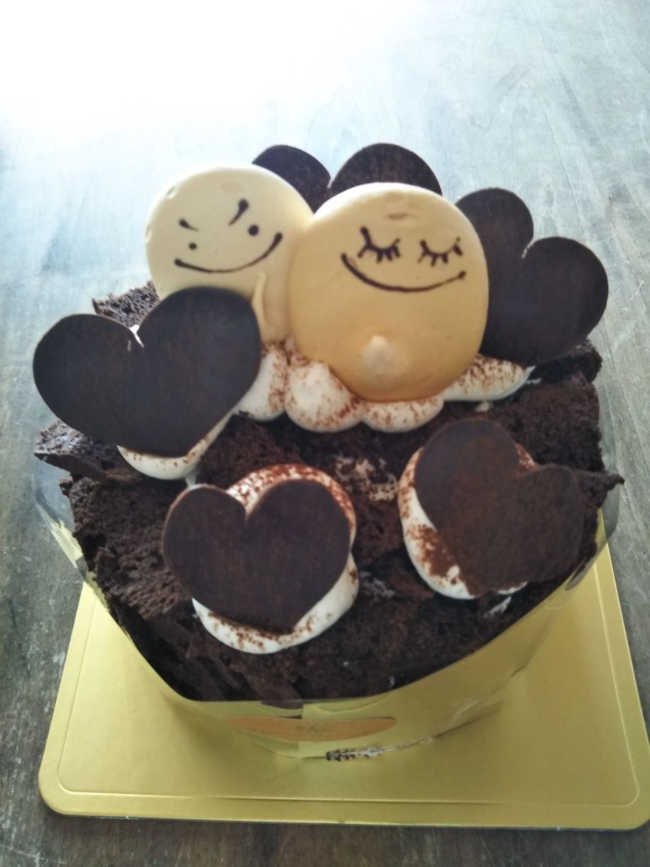 ショコラティーヌ12/15/18cm（2800円/3980円/5000円）