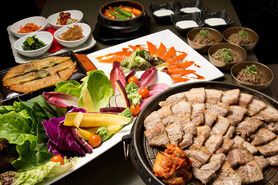 人気NO1♪サムギョプサルと魚介ブイヤベース肉魚満足コース】　2時間飲み放題付