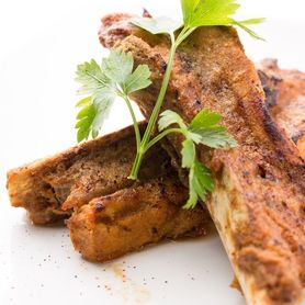 特大！骨付きスペアリブのグリル ２本