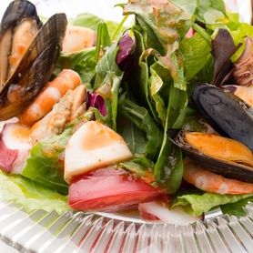 地中海風シーフードサラダ