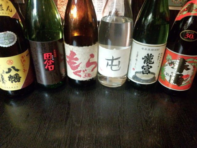 焼酎(芋・麦・黒糖・泡盛・米・胡麻)（各種630円〜(芋・麦 随時入れ替えあります)）