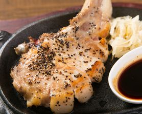 和豚もちぶたの骨付きサーロインステーキ