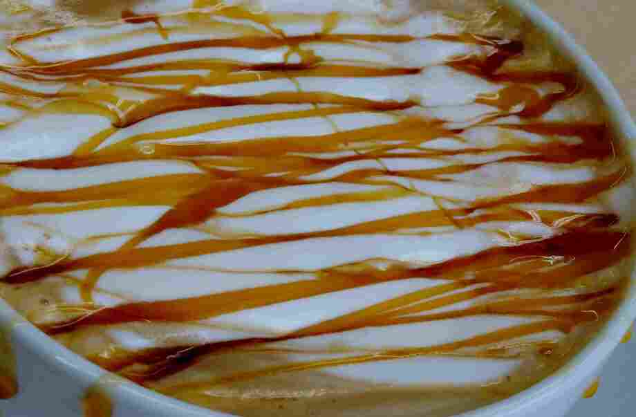 アイス　キャラメルラテ