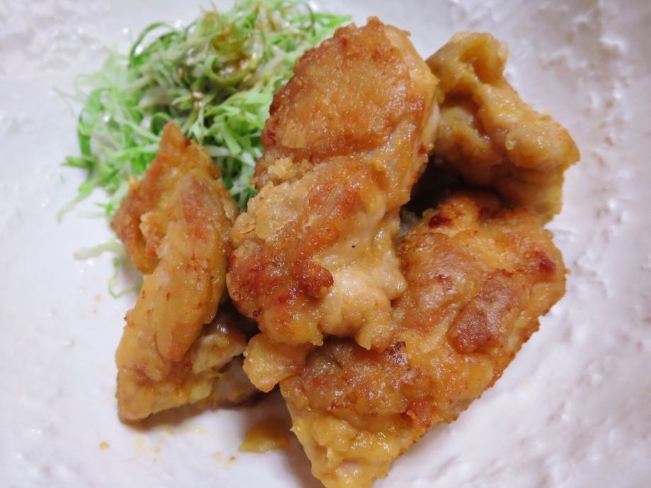 国産若鶏の唐揚げ定食（800）