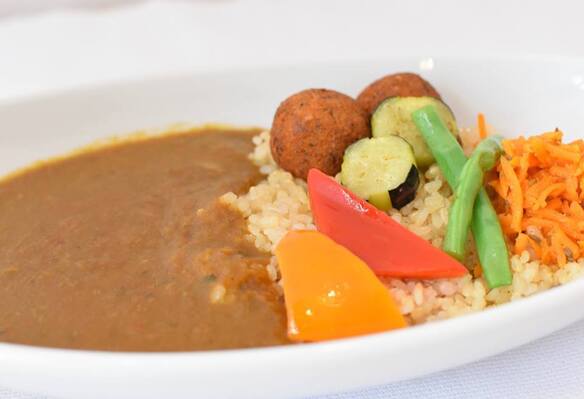 ベシタブルカレー　ドリンク付き Vegetable Curry w/drink (coffee or tea)